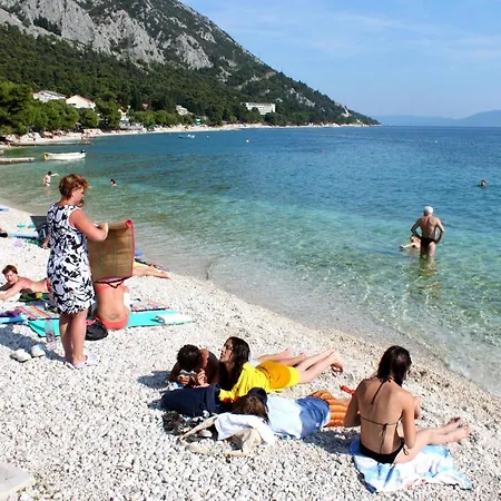14708b * Gradac (Split-Dalmatia)