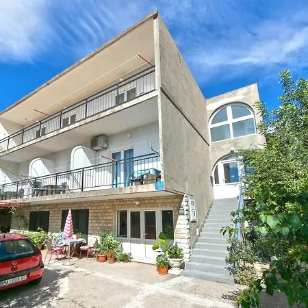 14708b Gradac