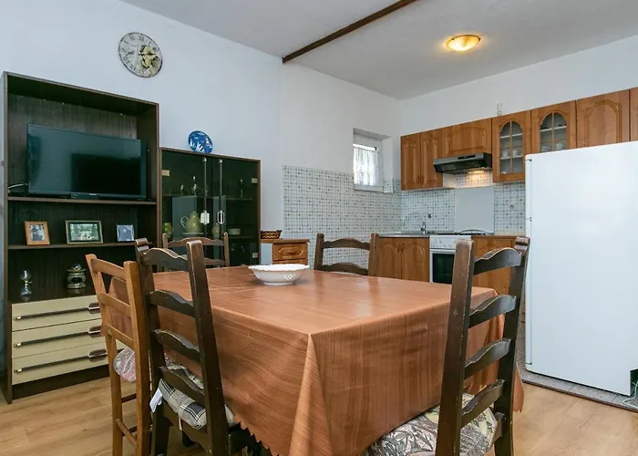 14708b Apartamento Gradac (Split-Dalmatia)